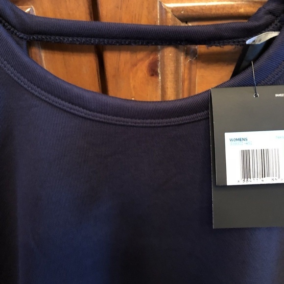 NIKE DRY VERSA OPEN BACK L/S DRI FIT PULLOVER MED - Picture 3 of 5